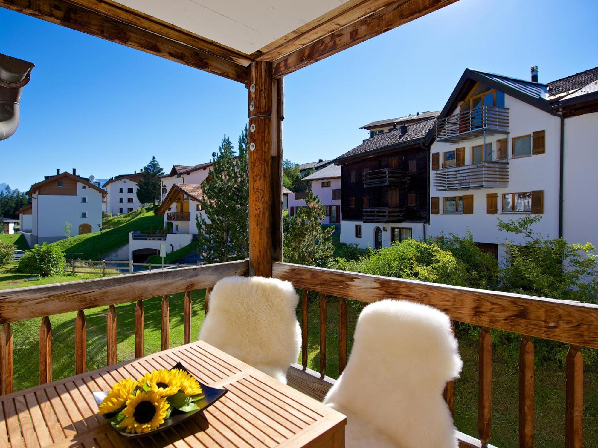 Schweizerhof Ferienwohnungen Lenzerheide 6 Kamer foto