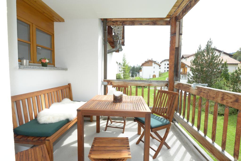 Schweizerhof Ferienwohnungen Lenzerheide 6 Kamer foto